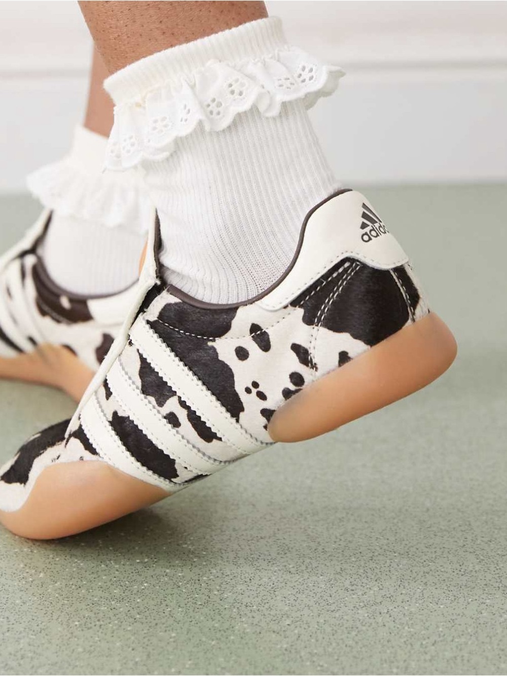 adidas Originals Taekwondo Mei sneakers in cow print real dyed cow fur size 9 - Picture 3 of 14
